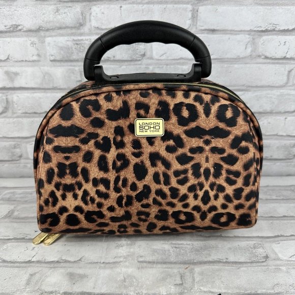 SOHO London New York Cheetah Print Makeup Case Soft Side Zipper Close - Picture 1 of 3